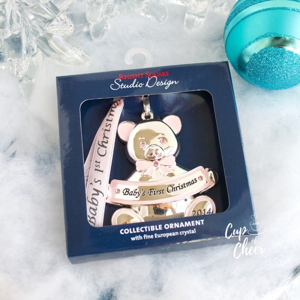 ✨ 2/$10🎄Baby's First Christmas Ornament